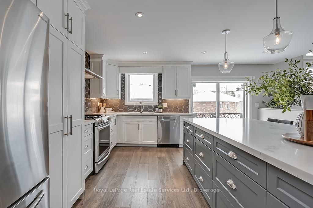 Photo 10 of 59 Livingstone Drive, Hamilton, Dundas — HOMEH