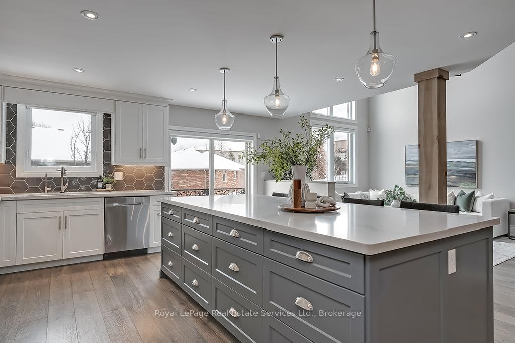 Photo 11 of 59 Livingstone Drive, Hamilton, Dundas — HOMEH
