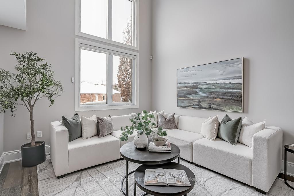 Photo 15 of 59 Livingstone Drive, Hamilton, Dundas — HOMEH