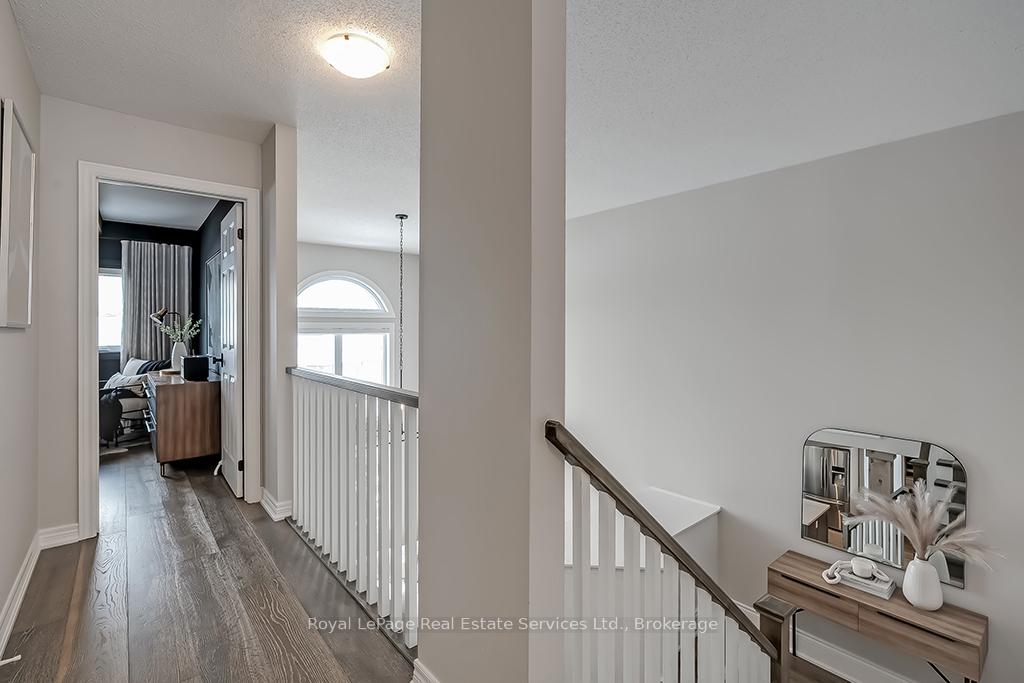 Photo 22 of 59 Livingstone Drive, Hamilton, Dundas — HOMEH