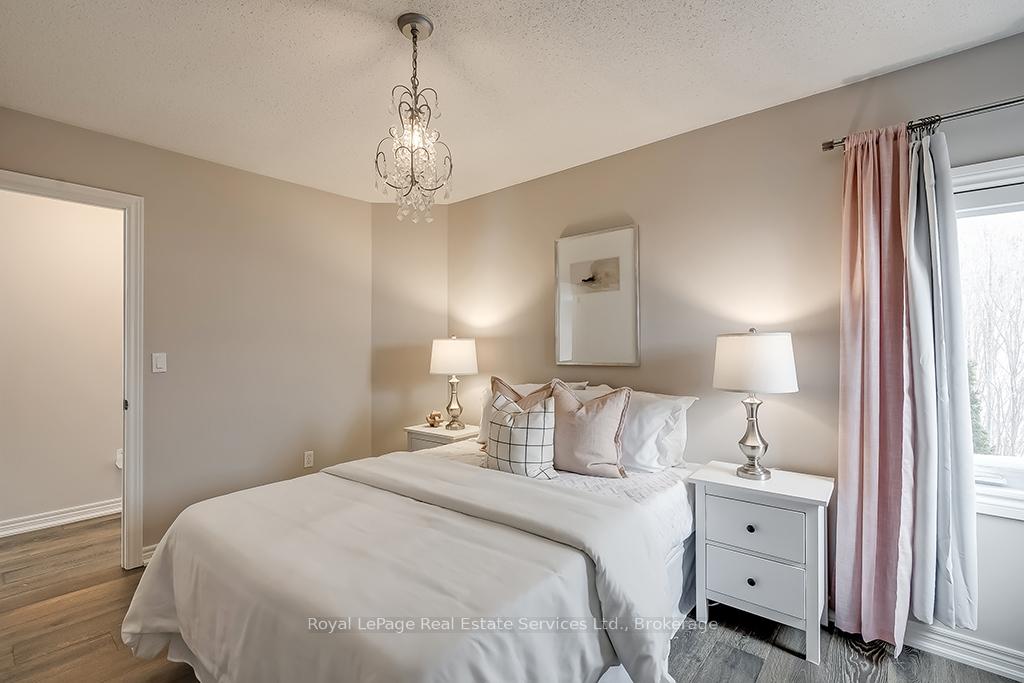 Photo 35 of 59 Livingstone Drive, Hamilton, Dundas — HOMEH