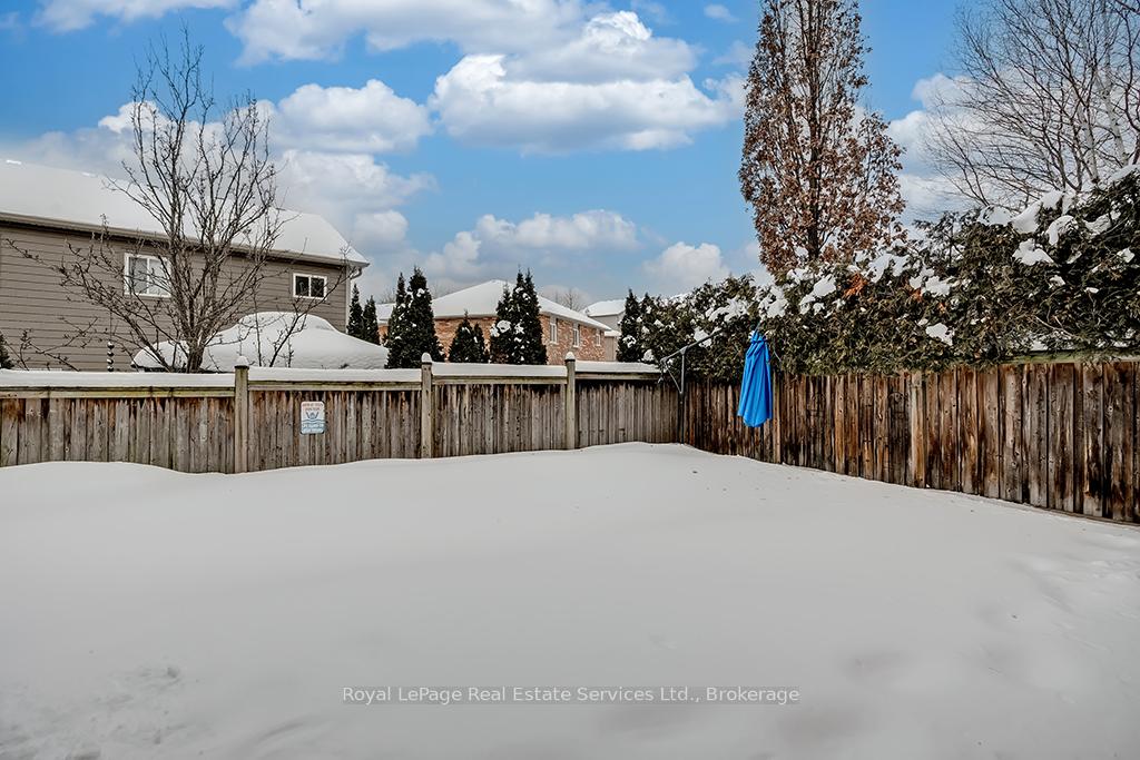 Photo 44 of 59 Livingstone Drive, Hamilton, Dundas — HOMEH