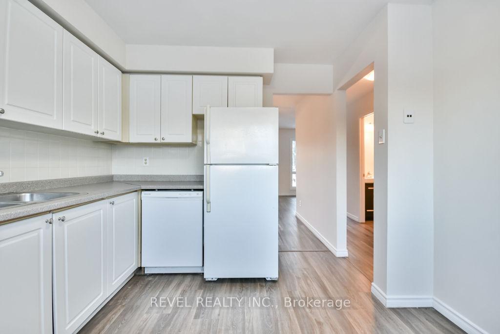 Photo 6 of Unit 61, 72 Adelaide Street, Barrie, Allandale — HOMEH
