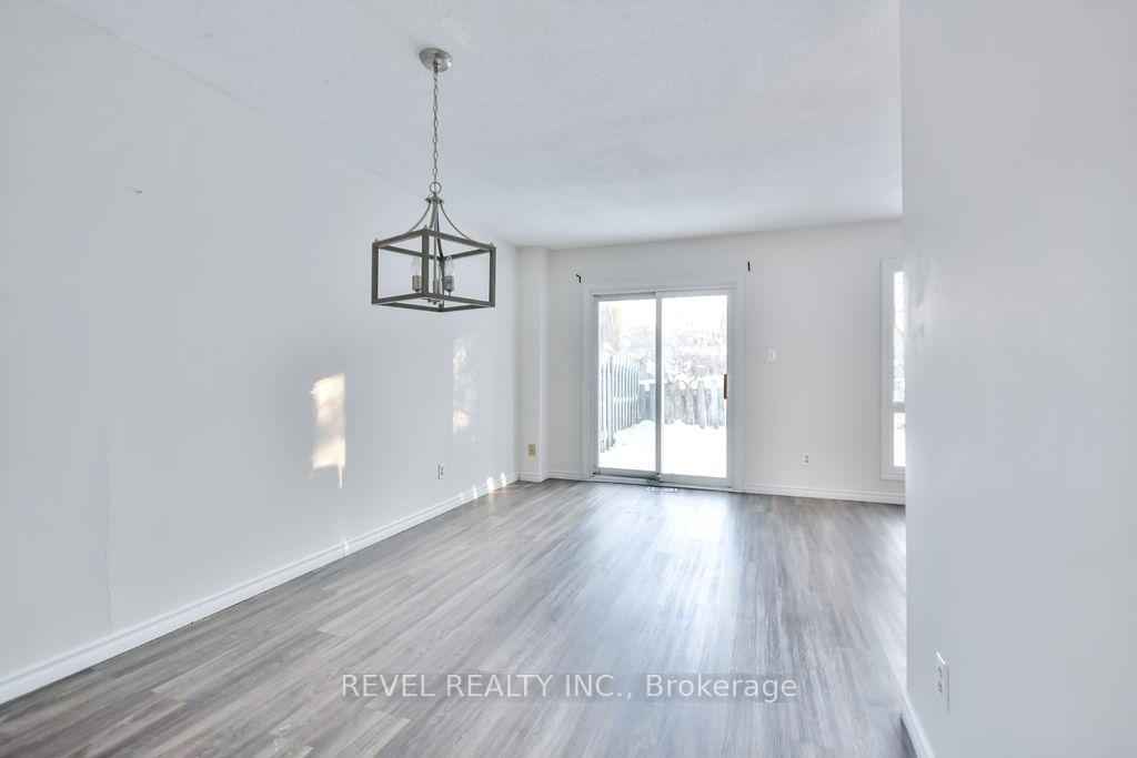 Photo 9 of Unit 61, 72 Adelaide Street, Barrie, Allandale — HOMEH