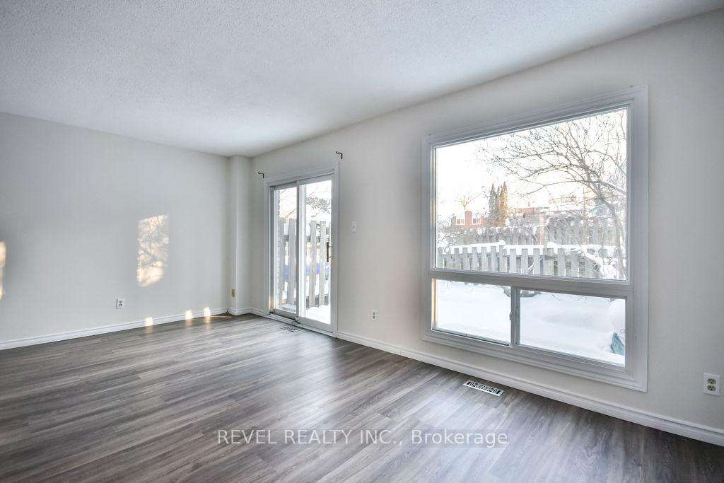 Photo 11 of Unit 61, 72 Adelaide Street, Barrie, Allandale — HOMEH