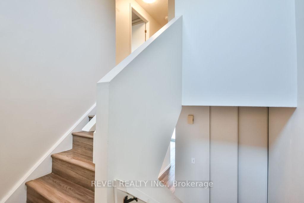 Photo 17 of Unit 61, 72 Adelaide Street, Barrie, Allandale — HOMEH