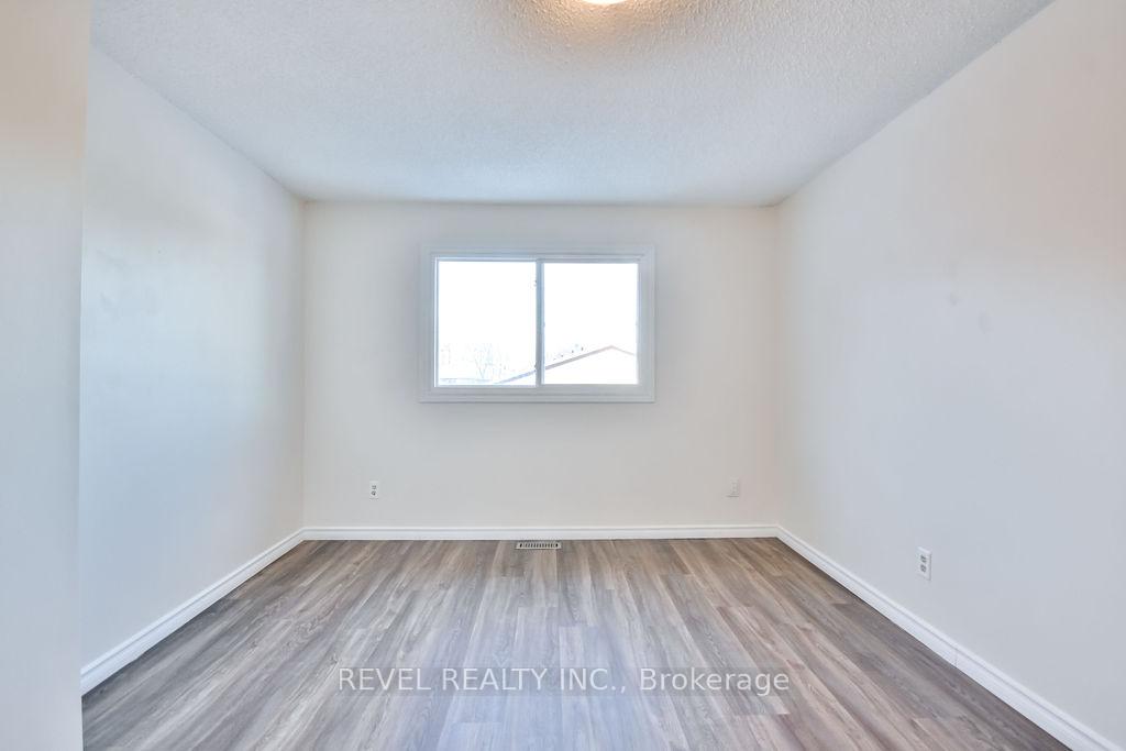 Photo 18 of Unit 61, 72 Adelaide Street, Barrie, Allandale — HOMEH