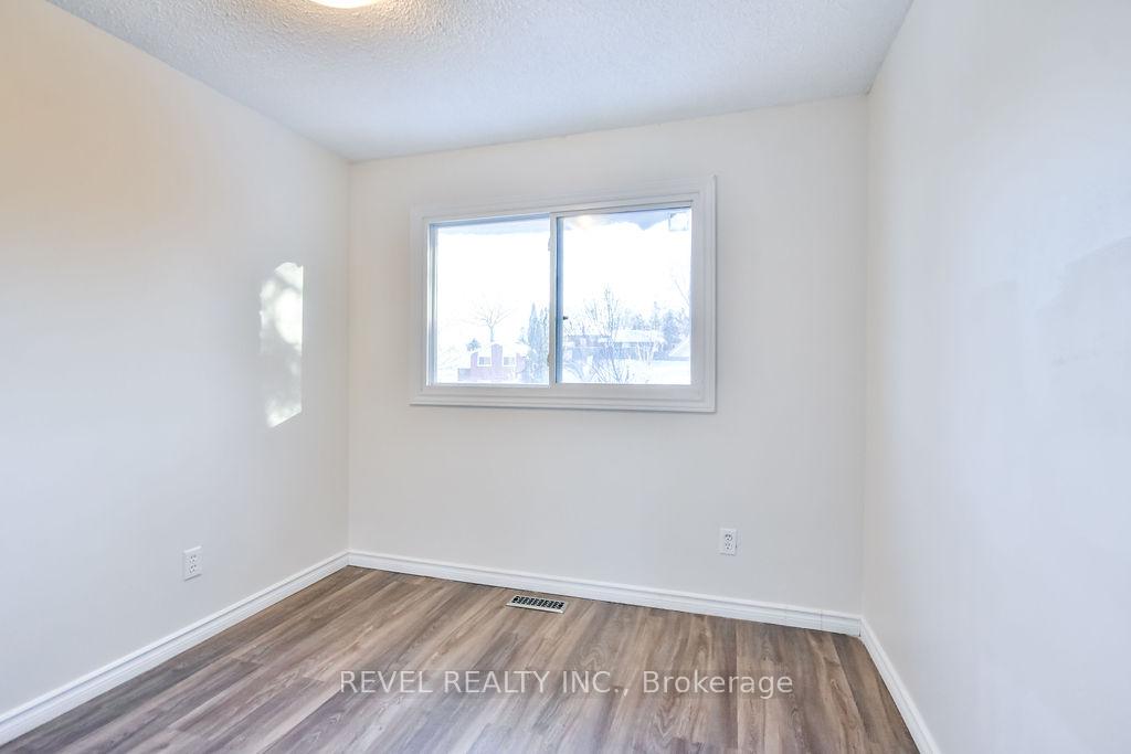 Photo 25 of Unit 61, 72 Adelaide Street, Barrie, Allandale — HOMEH