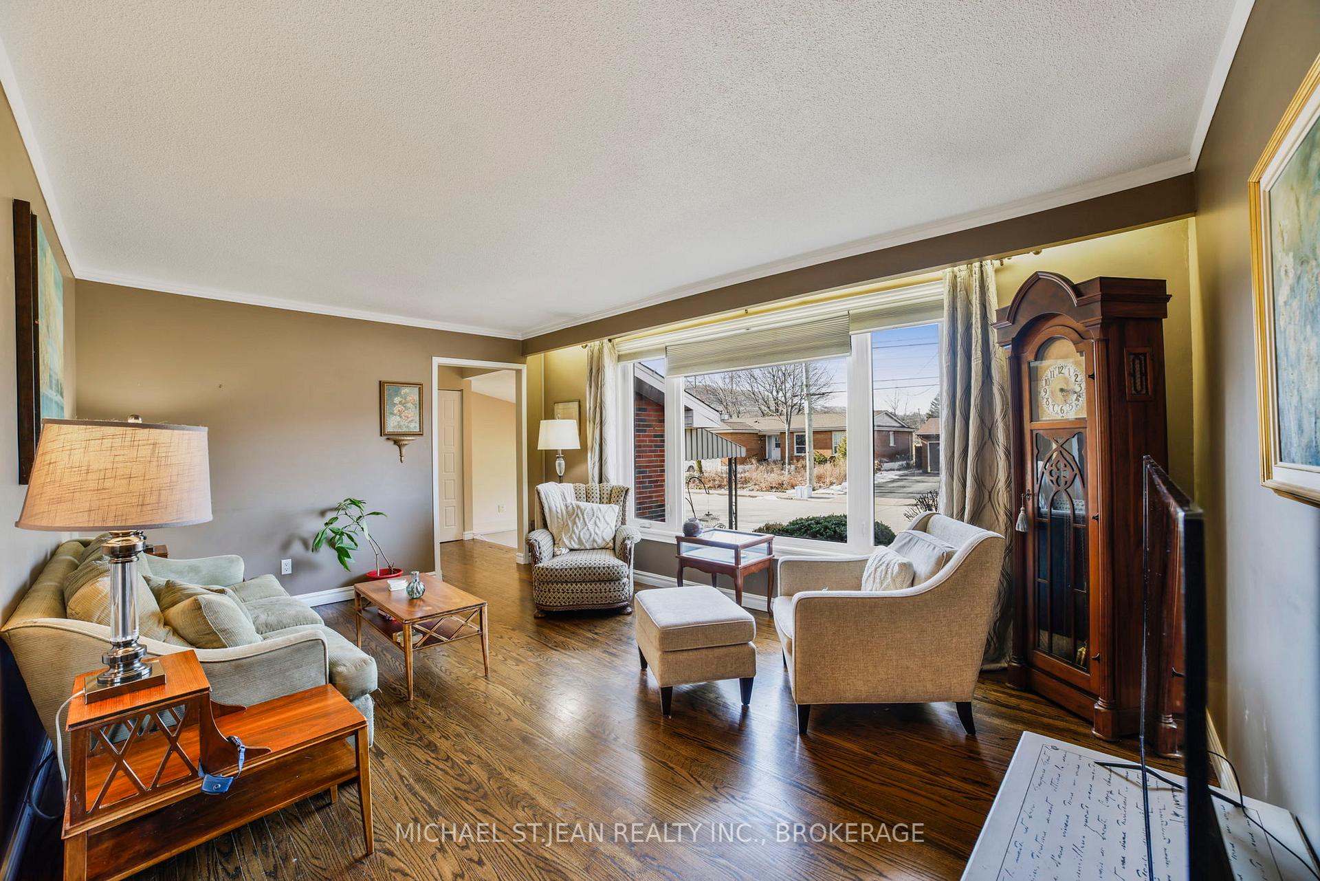 Photo 7 of 30 Yarmouth Court, Hamilton, Ainslie Wood — HOMEH