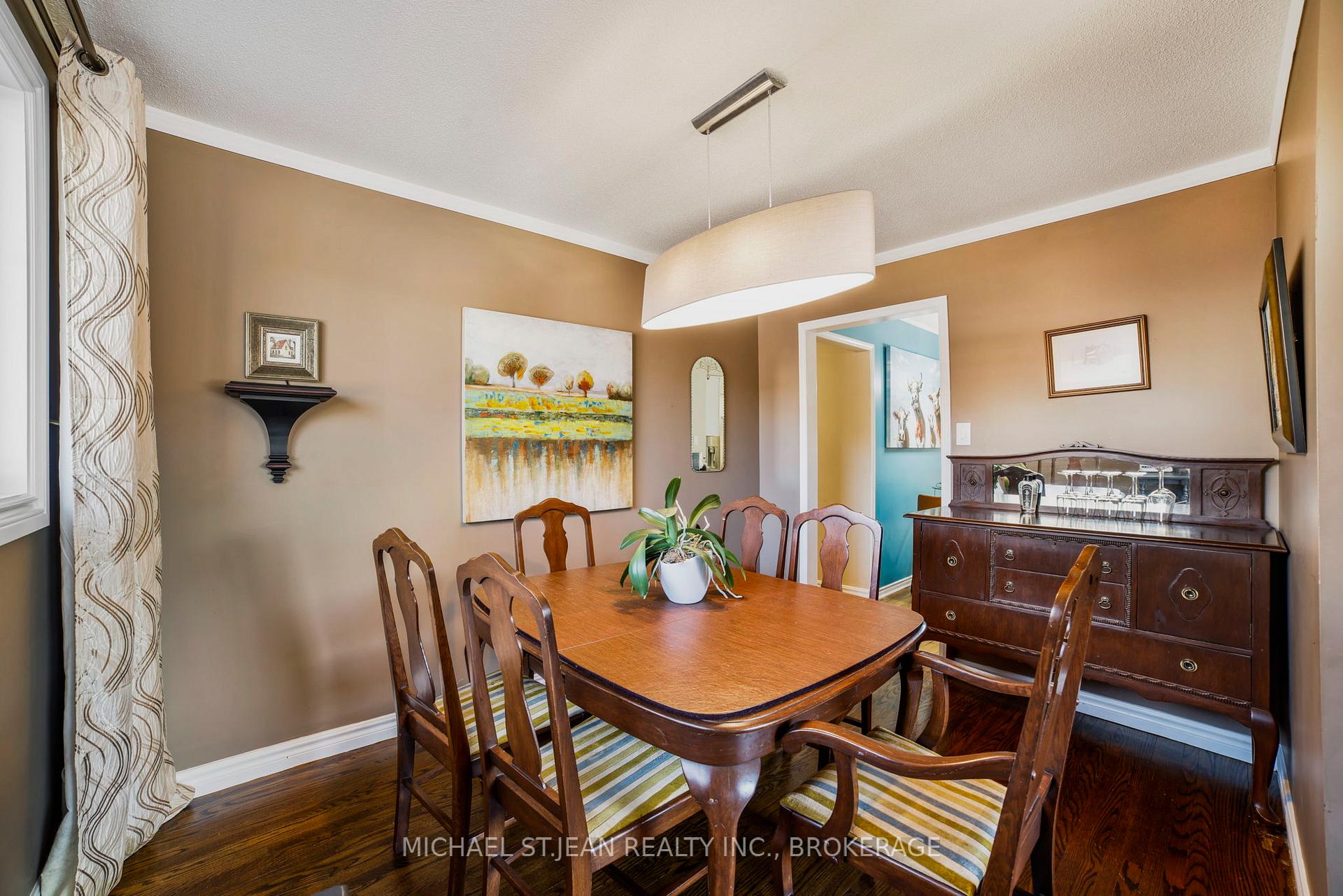 Photo 10 of 30 Yarmouth Court, Hamilton, Ainslie Wood — HOMEH