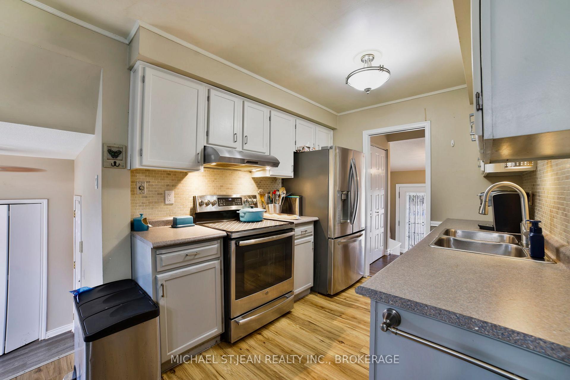 Photo 13 of 30 Yarmouth Court, Hamilton, Ainslie Wood — HOMEH