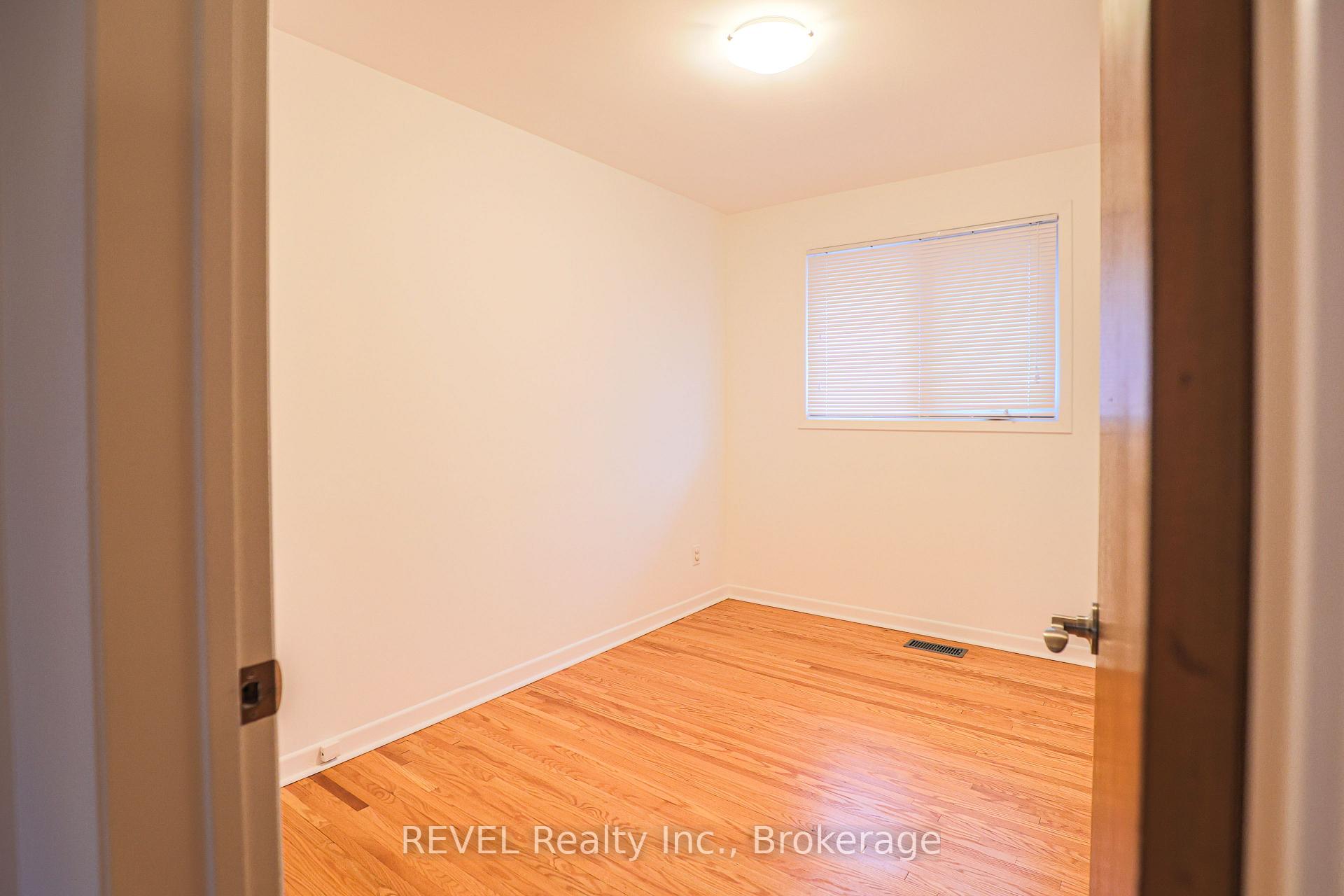 Photo 31 of 58 Highcourt Crescent, St. Catharines, Vine/Linwell — HOMEH