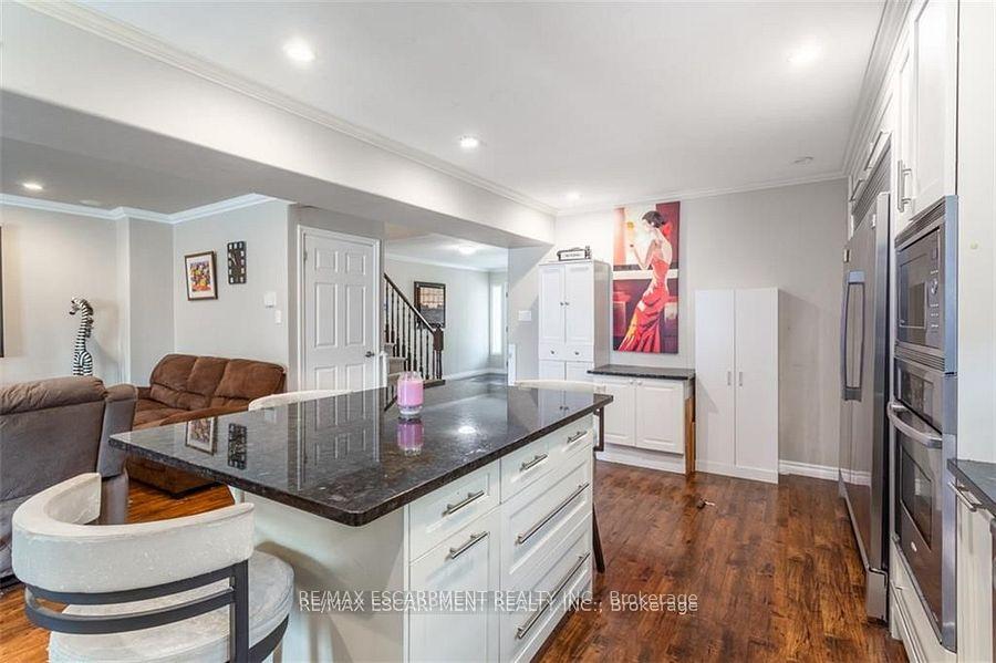 Photo 10 of 24 Spartan Avenue, Hamilton, Stoney Creek — HOMEH