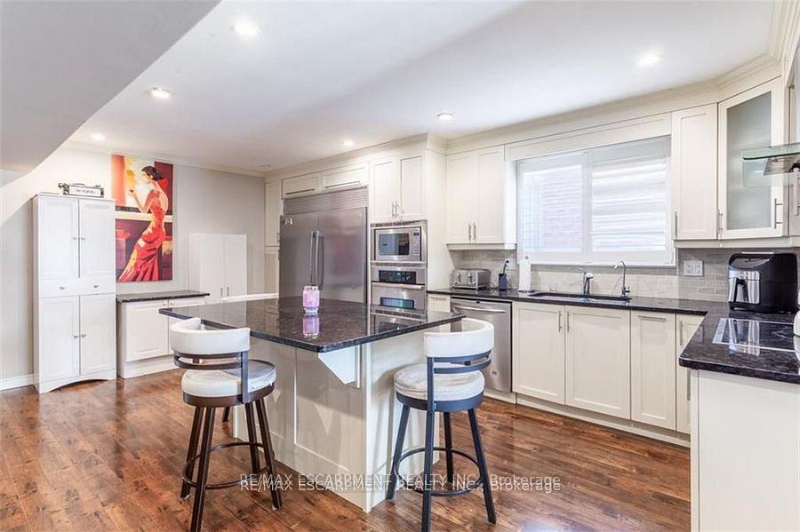 Photo 11 of 24 Spartan Avenue, Hamilton, Stoney Creek — HOMEH