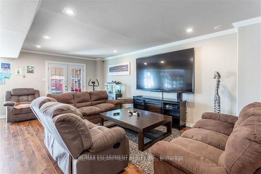 Photo 12 of 24 Spartan Avenue, Hamilton, Stoney Creek — HOMEH