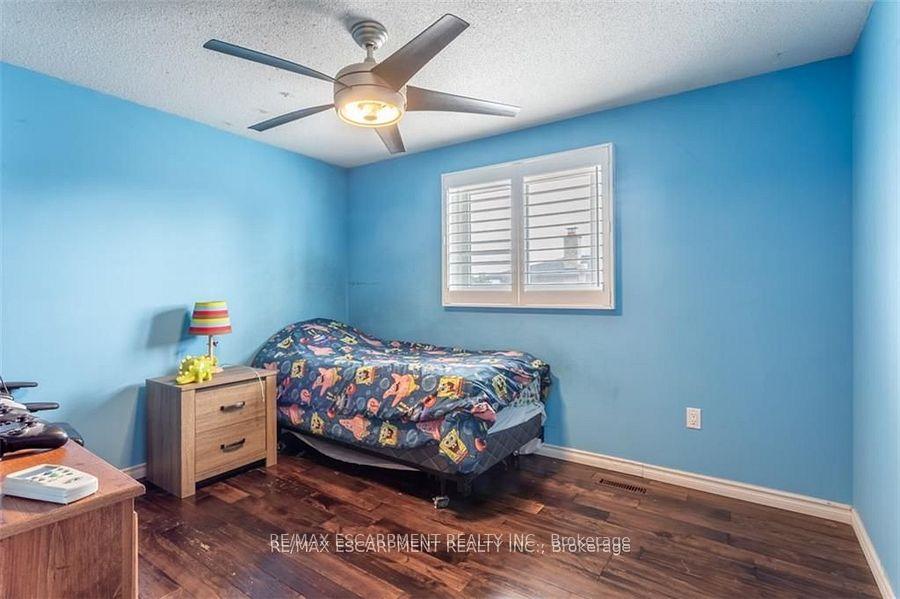 Photo 23 of 24 Spartan Avenue, Hamilton, Stoney Creek — HOMEH