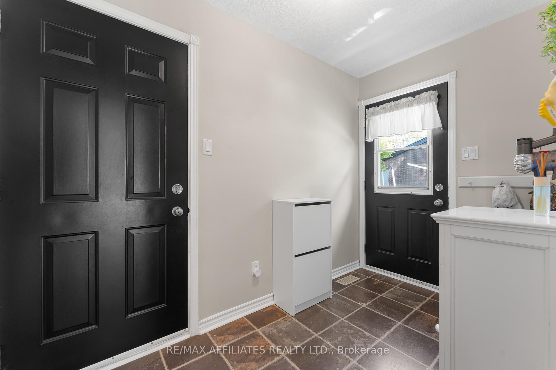 Photo 31 of 355 Riverwood Drive, Ottawa, Woodlawn/Maclarens Landing/Kilmaurs — HOMEH