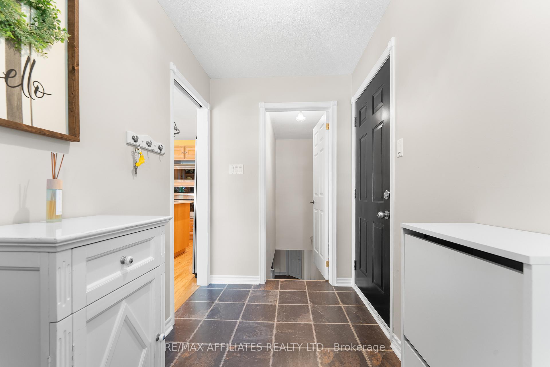 Photo 32 of 355 Riverwood Drive, Ottawa, Woodlawn/Maclarens Landing/Kilmaurs — HOMEH