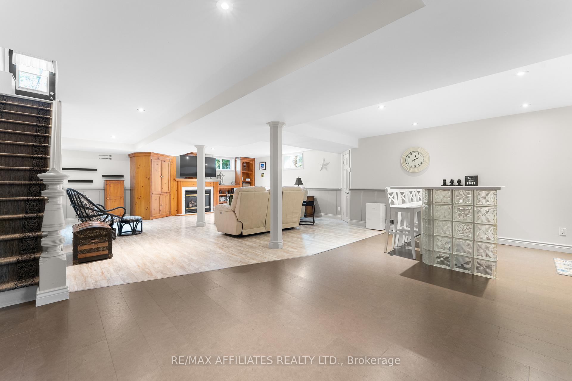 Photo 33 of 355 Riverwood Drive, Ottawa, Woodlawn/Maclarens Landing/Kilmaurs — HOMEH