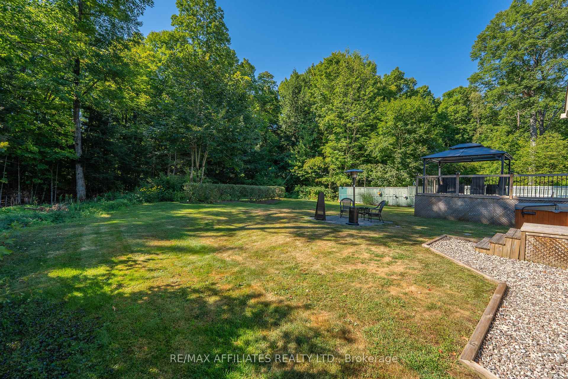 Photo 39 of 355 Riverwood Drive, Ottawa, Woodlawn/Maclarens Landing/Kilmaurs — HOMEH