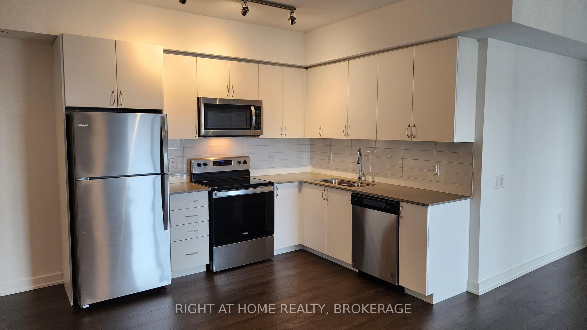 Photo 8 of Unit 907, 56 Lakeside Terrace, Barrie, Little Lake — HOMEH