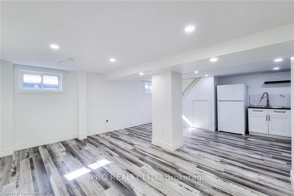 Photo 28 of 133 Corman Avenue, Hamilton, Stoney Creek — HOMEH