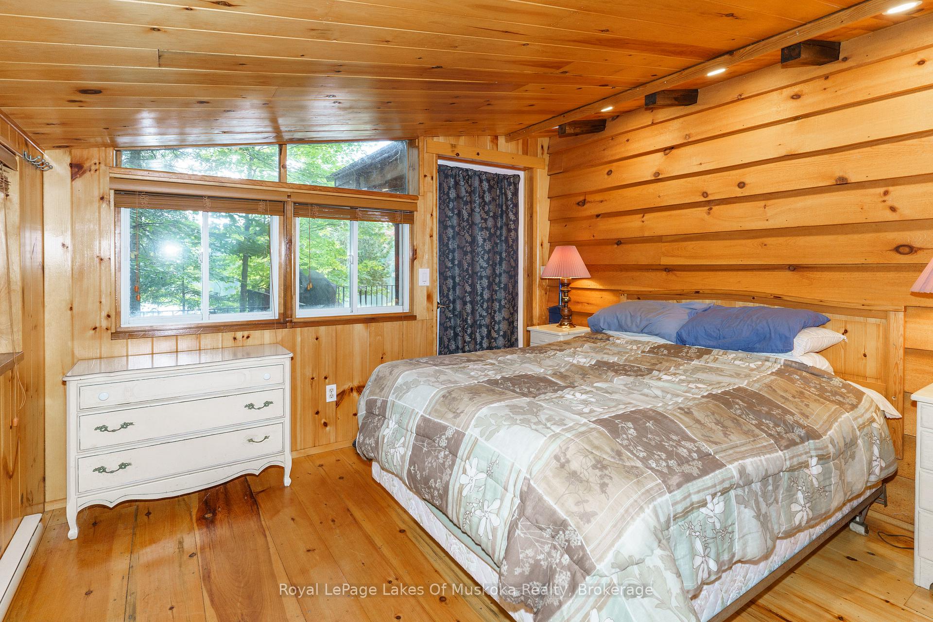 Photo 16 of 202 Lynx Drive, Kearney — HOMEH