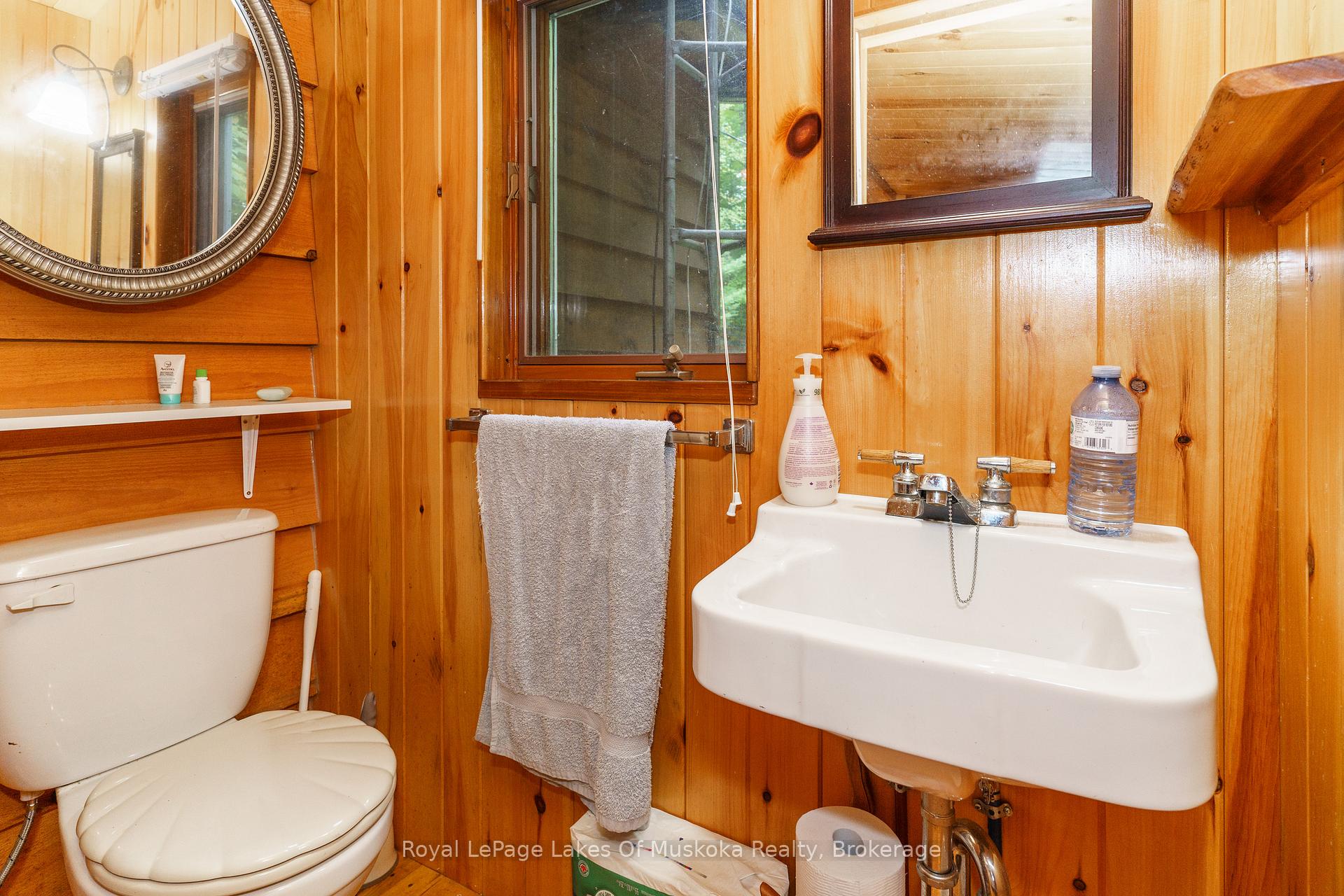 Photo 17 of 202 Lynx Drive, Kearney — HOMEH