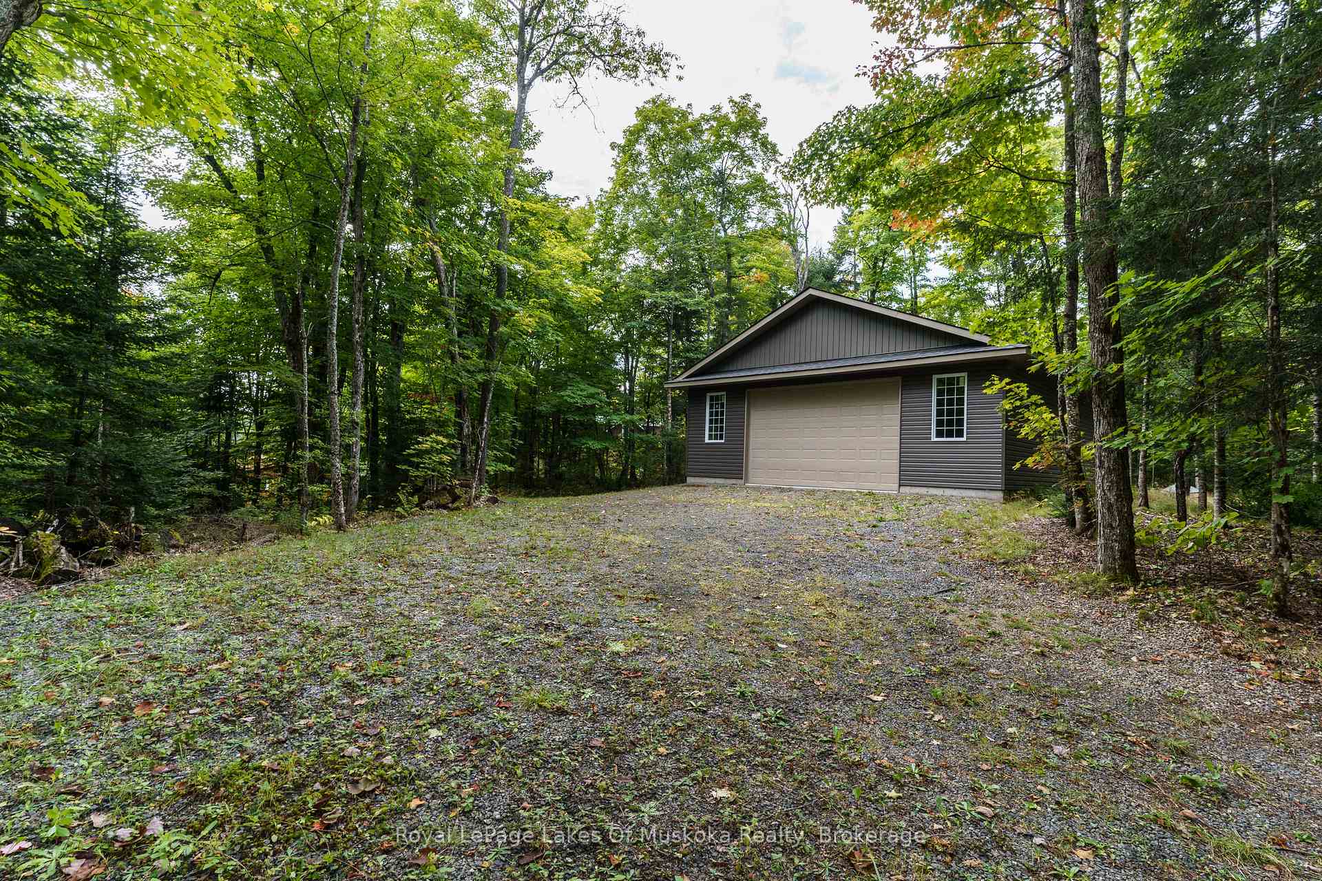 Photo 29 of 202 Lynx Drive, Kearney — HOMEH