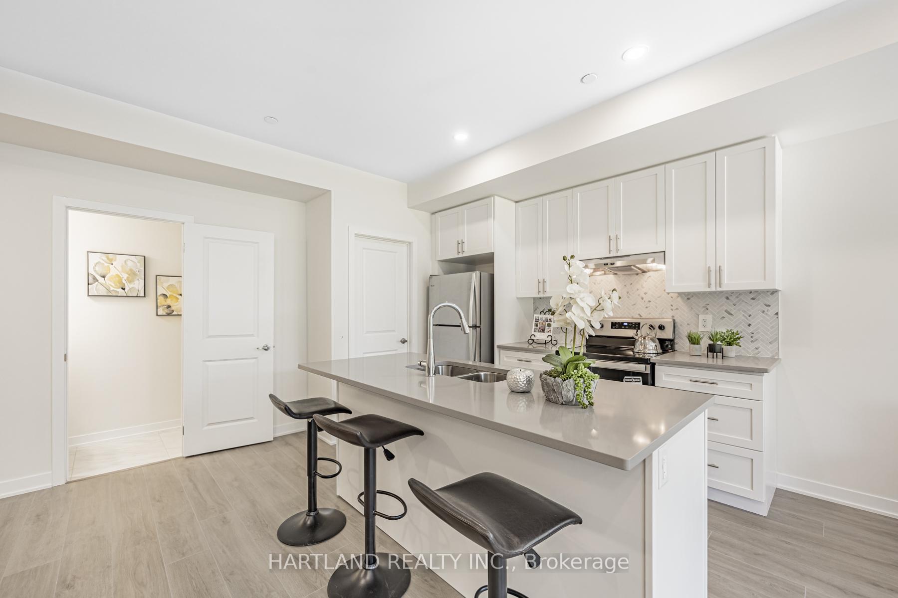 Photo 5 of Unit 128, 755 Omega Drive, Pickering, Woodlands — HOMEH