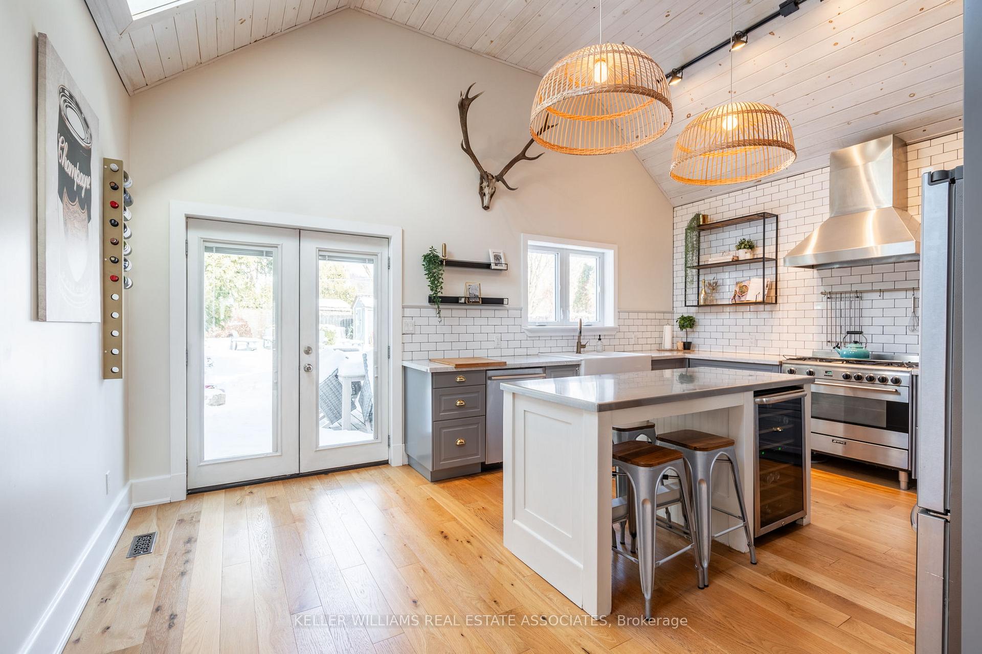 Photo 15 of 275 Macnab Street, Hamilton, Dundas — HOMEH