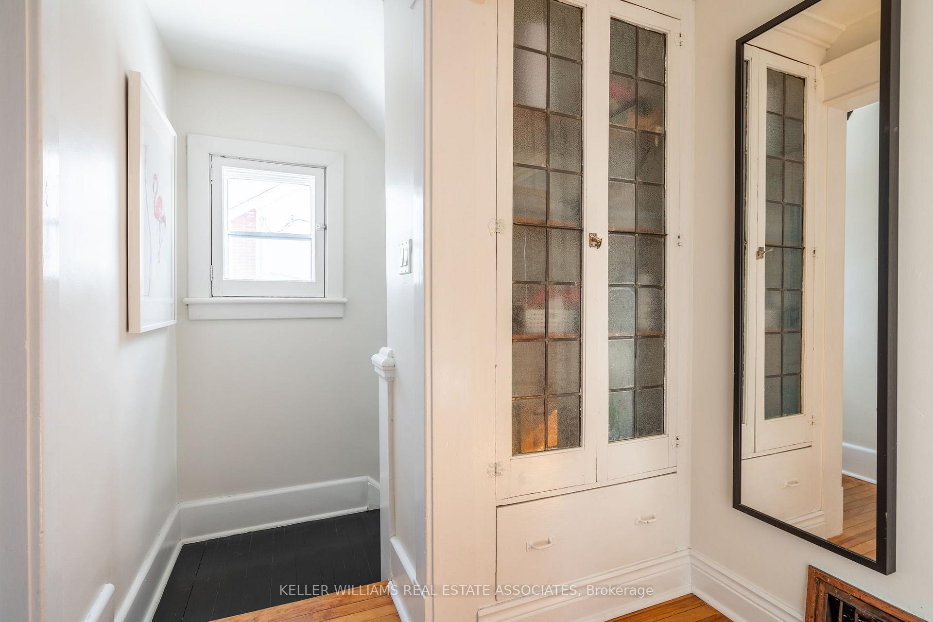 Photo 19 of 275 Macnab Street, Hamilton, Dundas — HOMEH