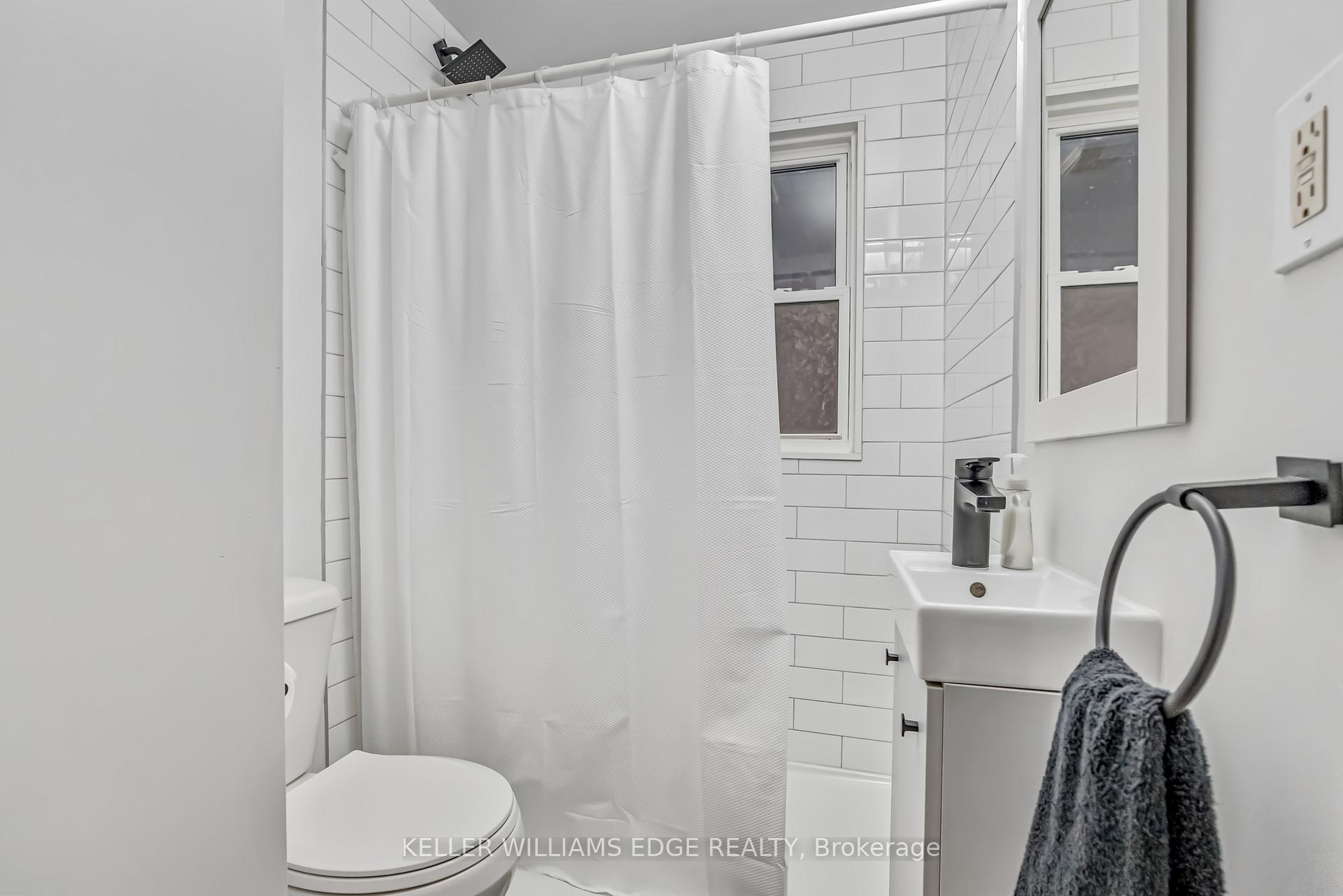 Photo 12 of 430 Brunswick Street, Hamilton, McQuesten — HOMEH