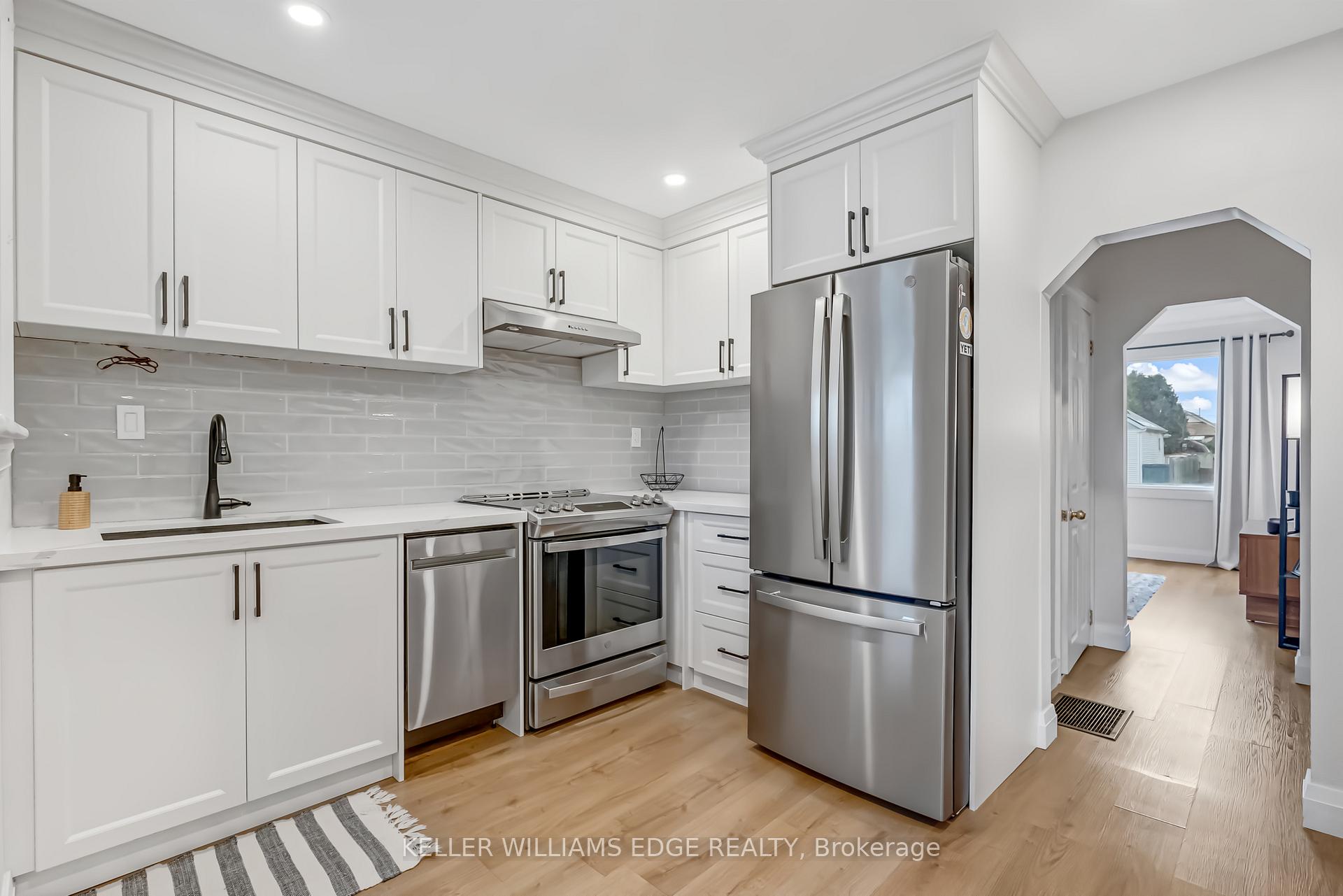 Photo 13 of 430 Brunswick Street, Hamilton, McQuesten — HOMEH