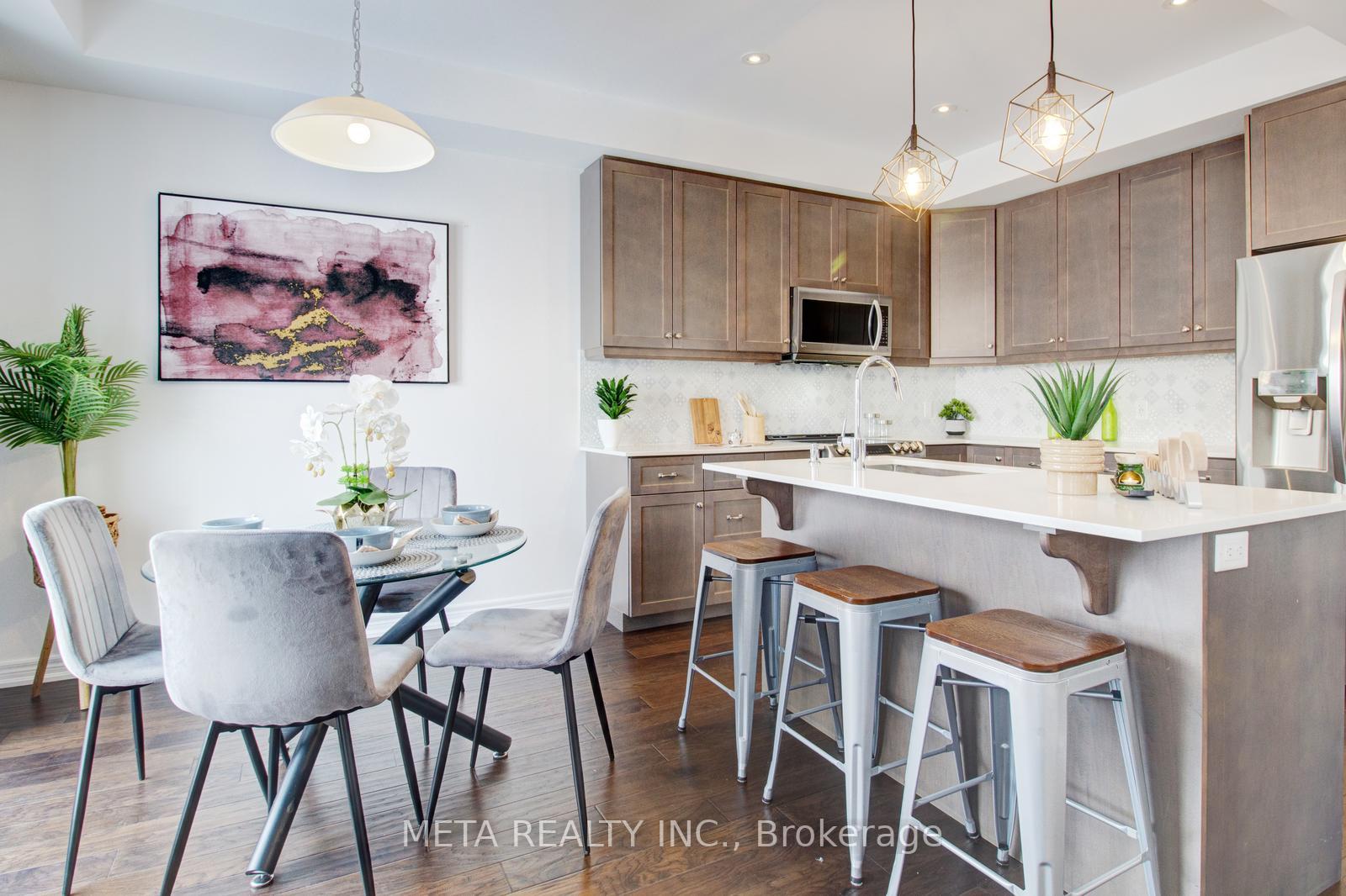 Photo 13 of 16 Escarpment Drive, Hamilton, Stoney Creek — HOMEH