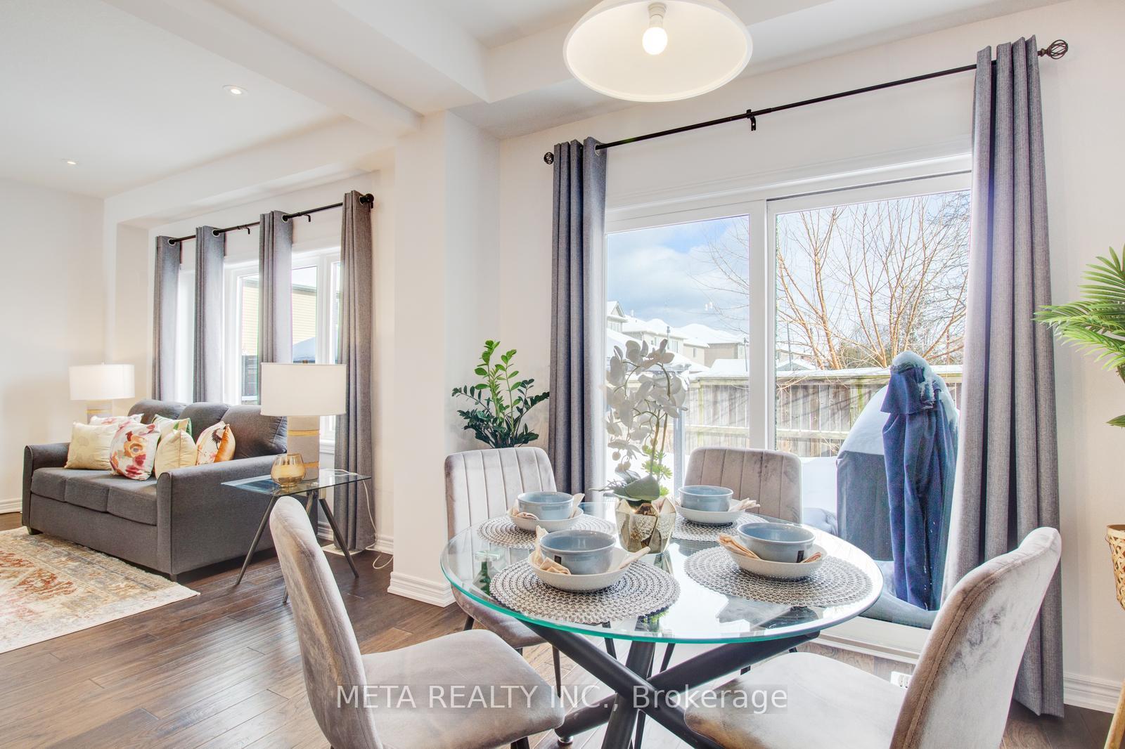 Photo 14 of 16 Escarpment Drive, Hamilton, Stoney Creek — HOMEH