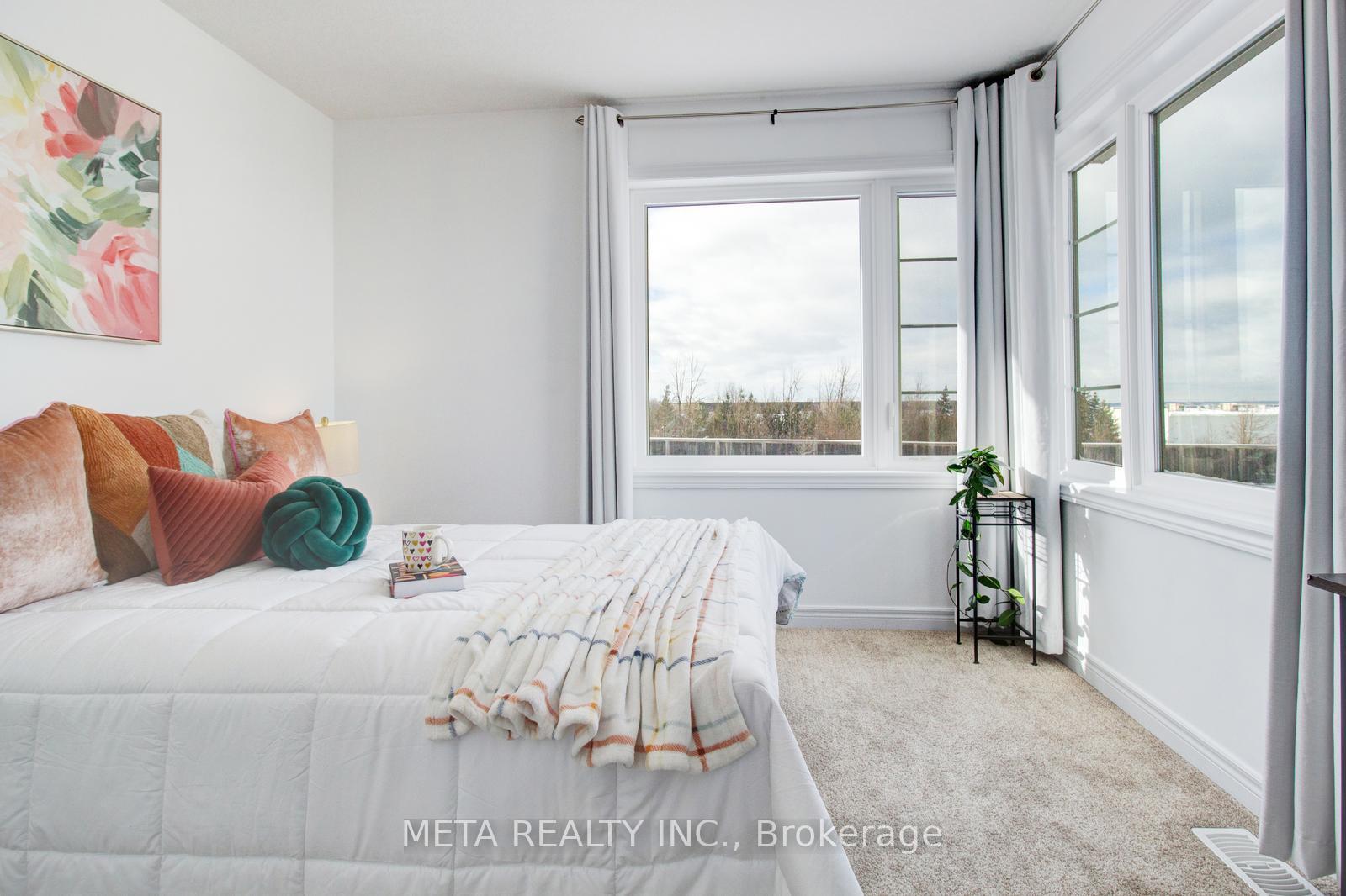 Photo 45 of 16 Escarpment Drive, Hamilton, Stoney Creek — HOMEH