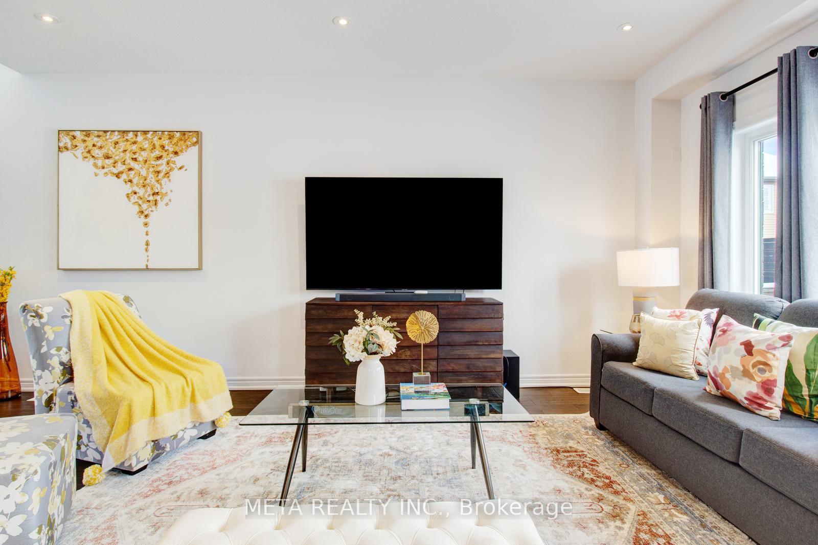 Photo 28 of 16 Escarpment Drive, Hamilton, Stoney Creek — HOMEH