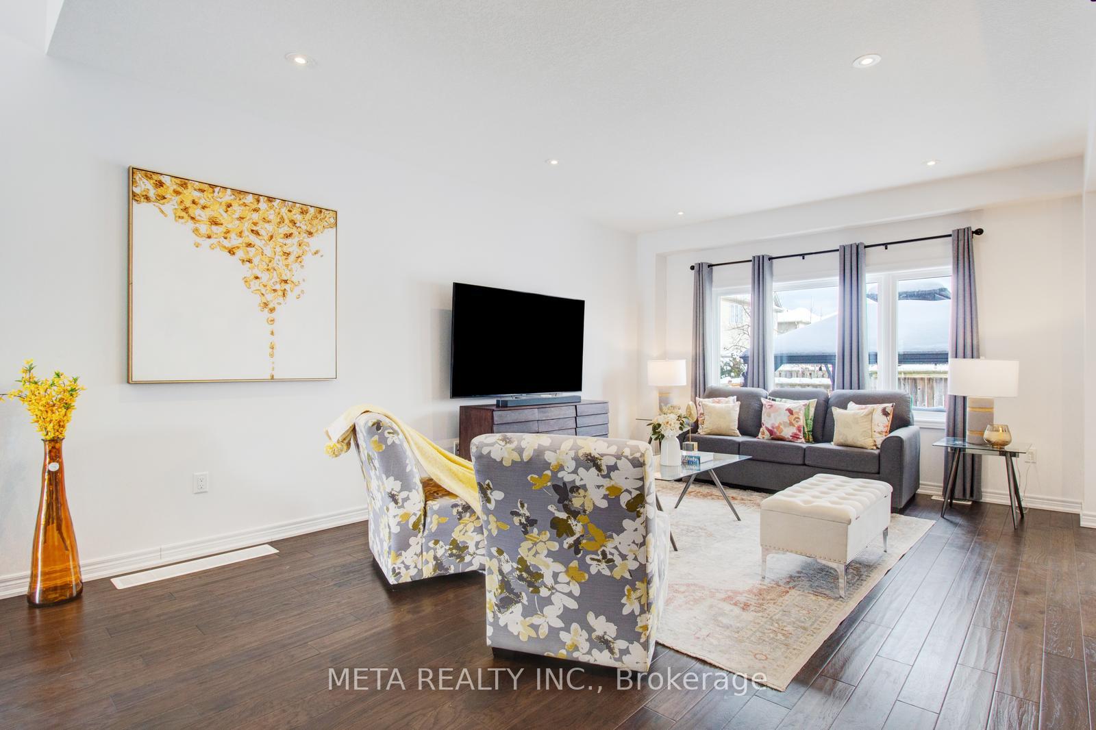 Photo 35 of 16 Escarpment Drive, Hamilton, Stoney Creek — HOMEH