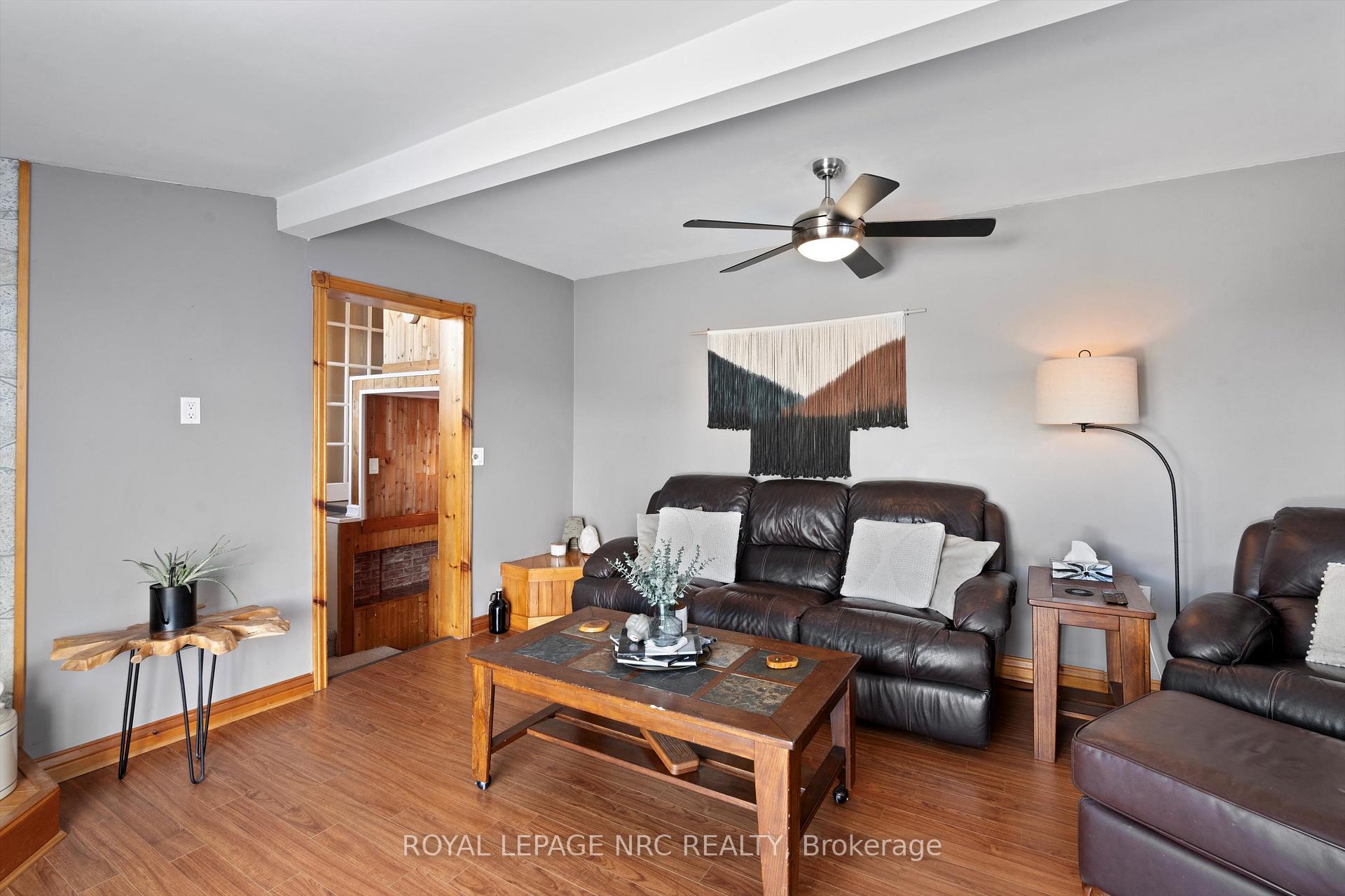 Photo 19 of 31 Sherbourne Street, St. Catharines, Facer — HOMEH