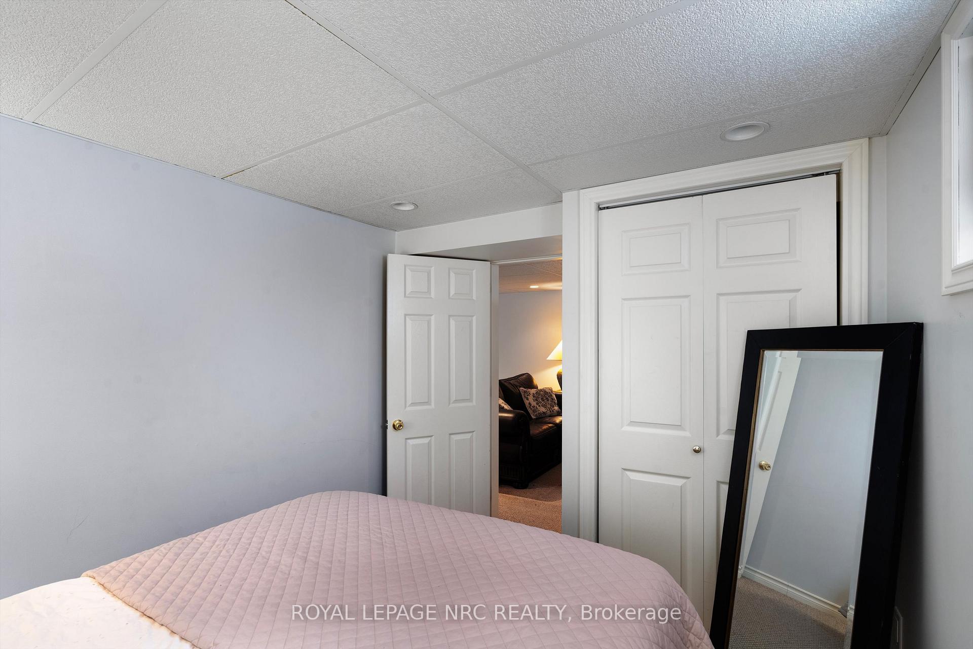 Photo 26 of 31 Sherbourne Street, St. Catharines, Facer — HOMEH