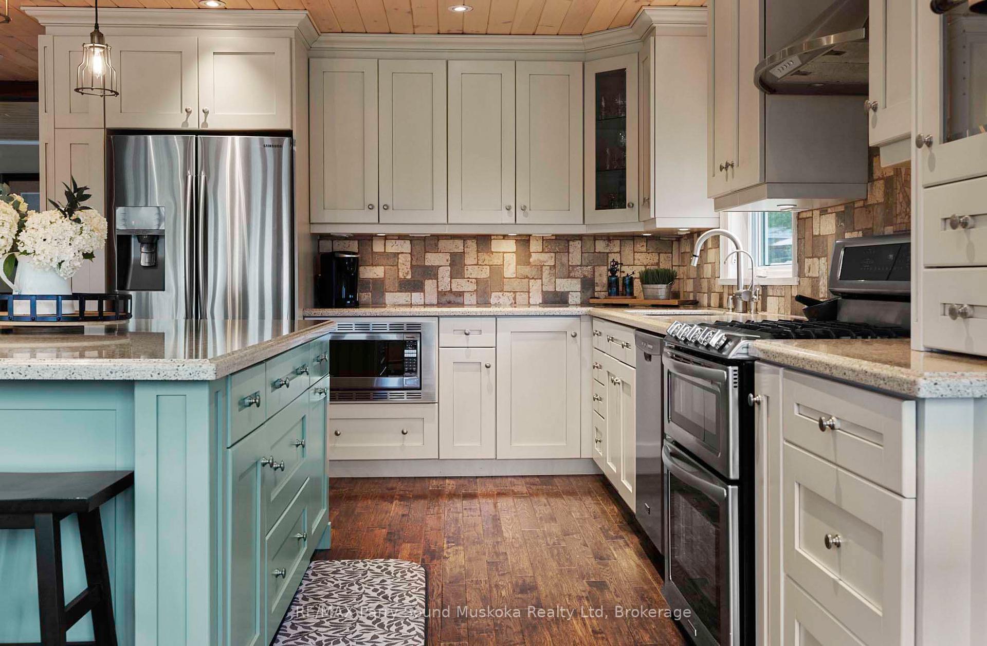 Photo 14 of 126 Broadbent Road, McKellar — HOMEH