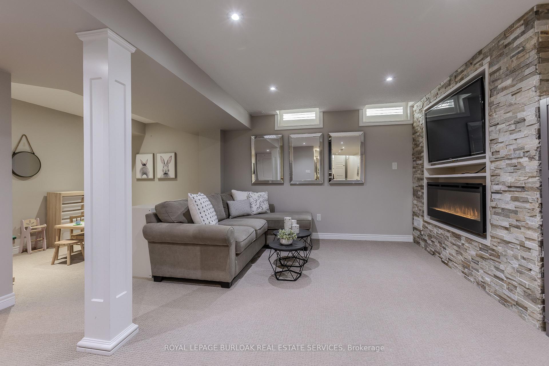 Photo 31 of 68 Mosaic Drive, Hamilton, Waterdown — HOMEH