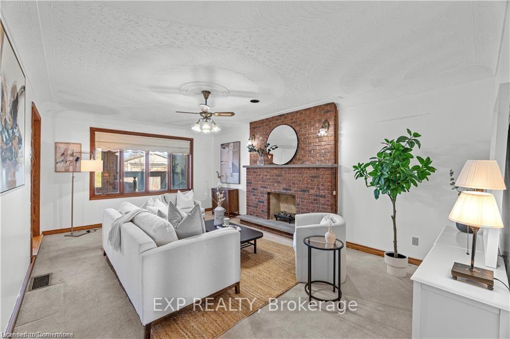 Photo 4 of 87 Third Road E, Hamilton, Stoney Creek — HOMEH