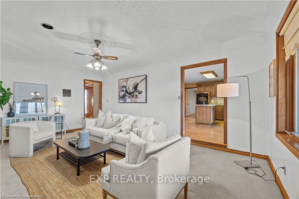 Photo 6 of 87 Third Road E, Hamilton, Stoney Creek — HOMEH