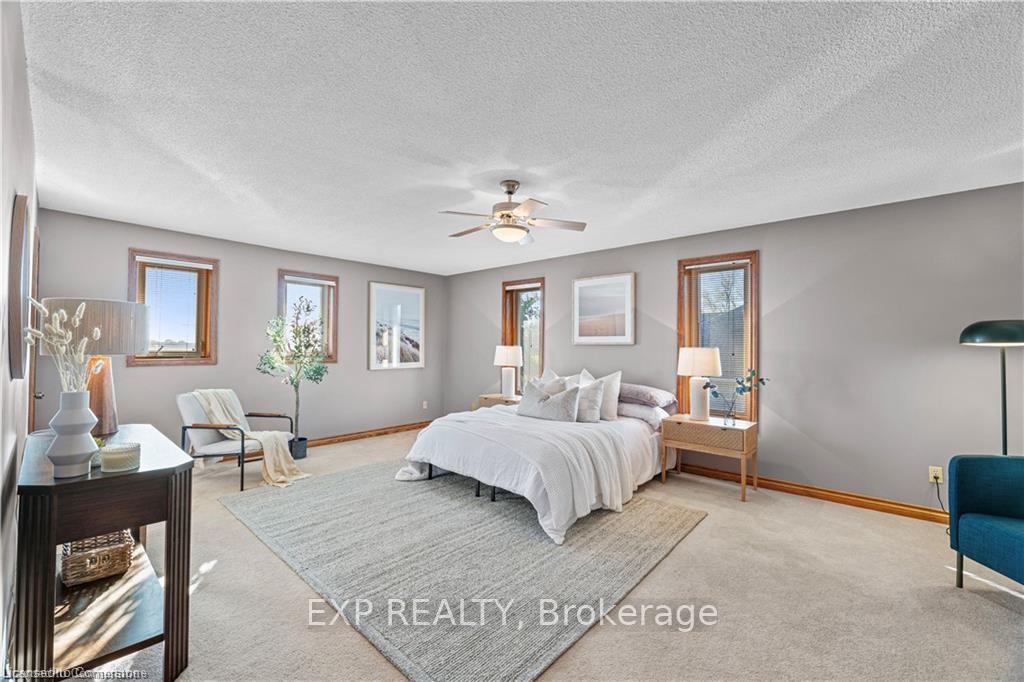 Photo 25 of 87 Third Road E, Hamilton, Stoney Creek — HOMEH
