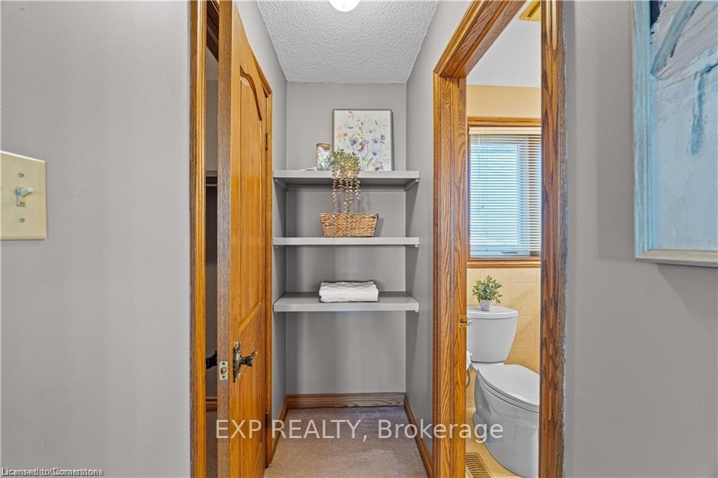 Photo 27 of 87 Third Road E, Hamilton, Stoney Creek — HOMEH