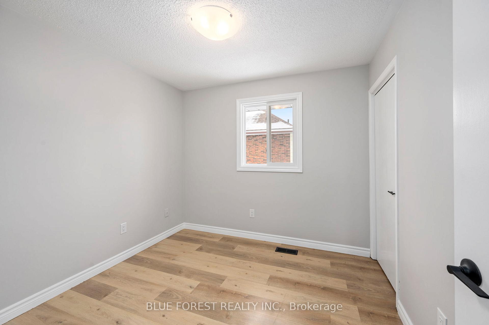 Photo 17 of 69 Park Avenue, St. Thomas — HOMEH
