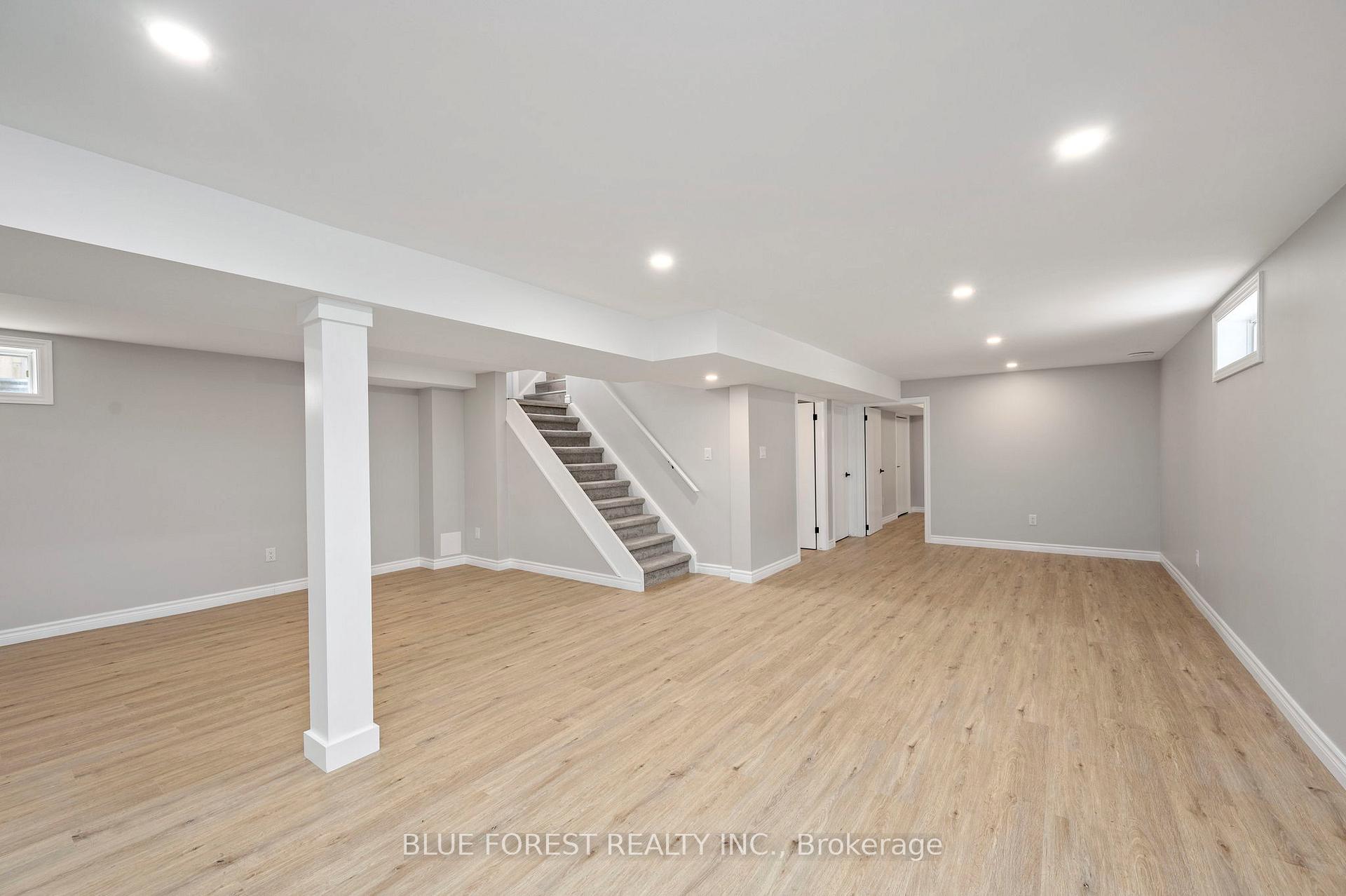 Photo 18 of 69 Park Avenue, St. Thomas — HOMEH