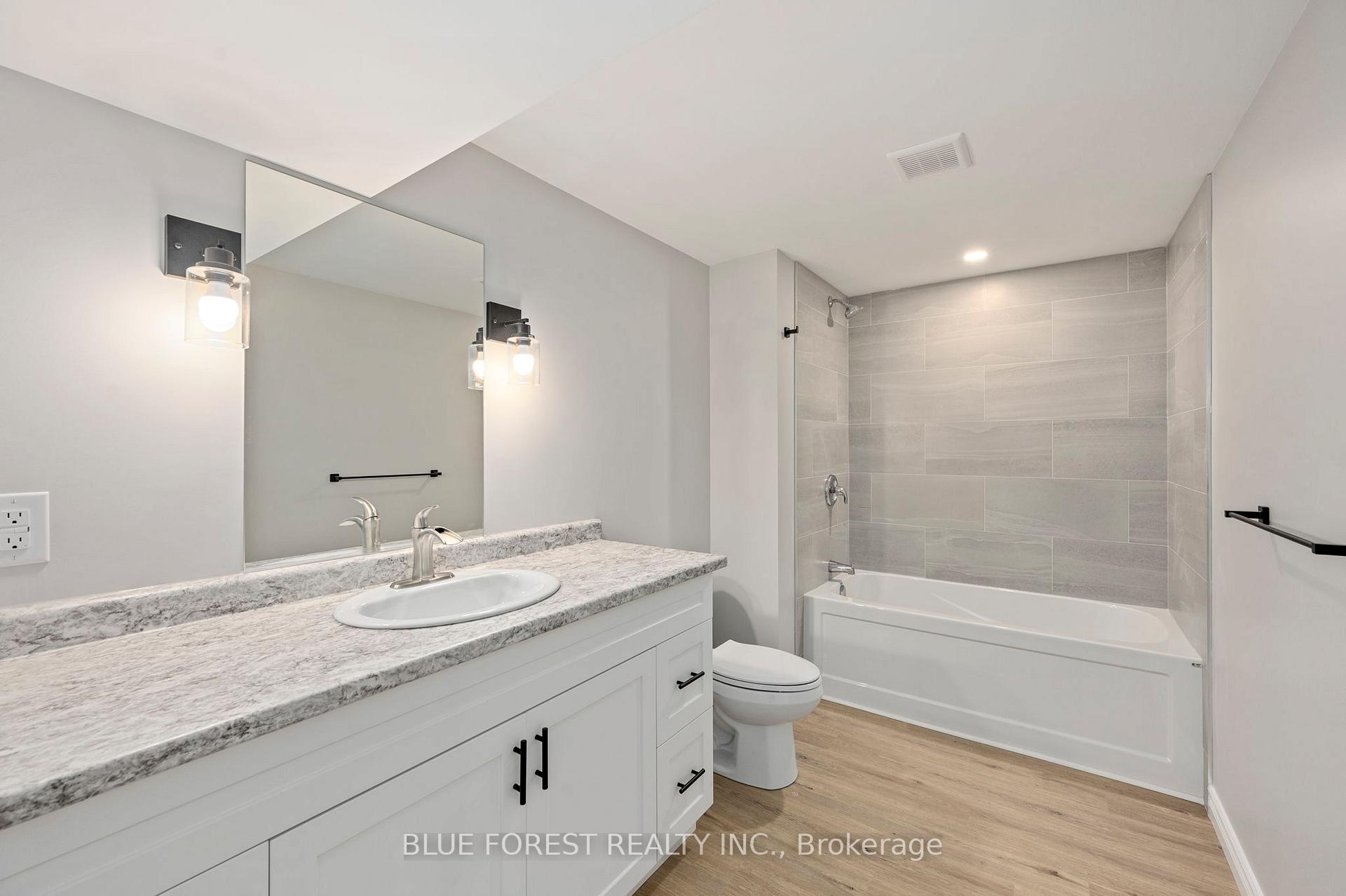 Photo 20 of 69 Park Avenue, St. Thomas — HOMEH